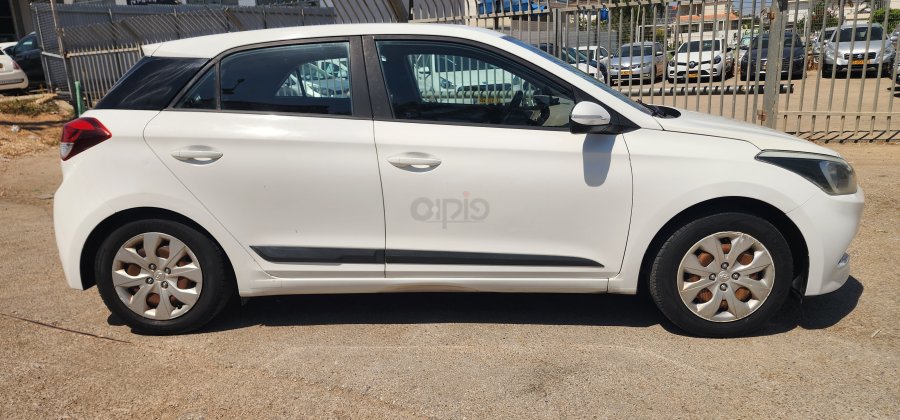 יונדאי I20 תמונה 5