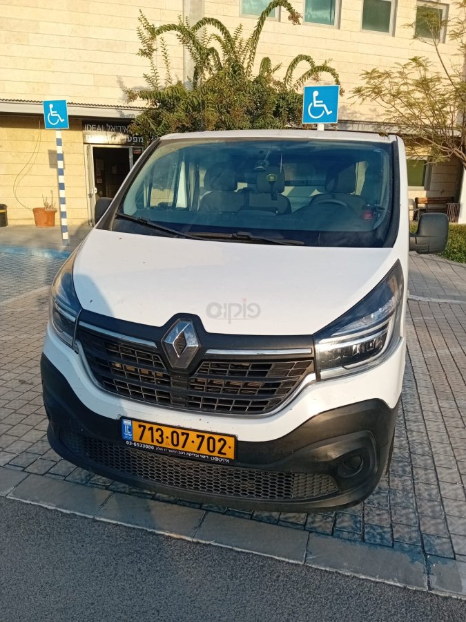 רנו טראפיק קצר תמונה 4