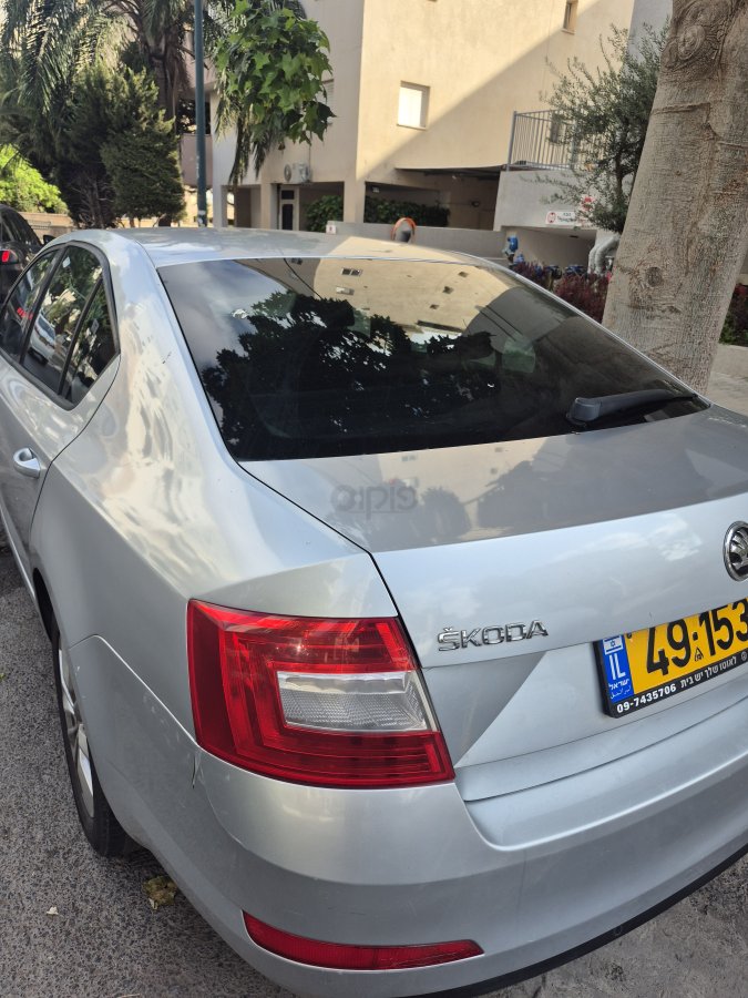 סקודה אוקטביה תמונה 2
