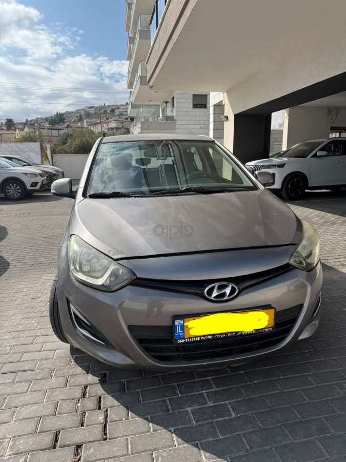 יונדאי H1 2013