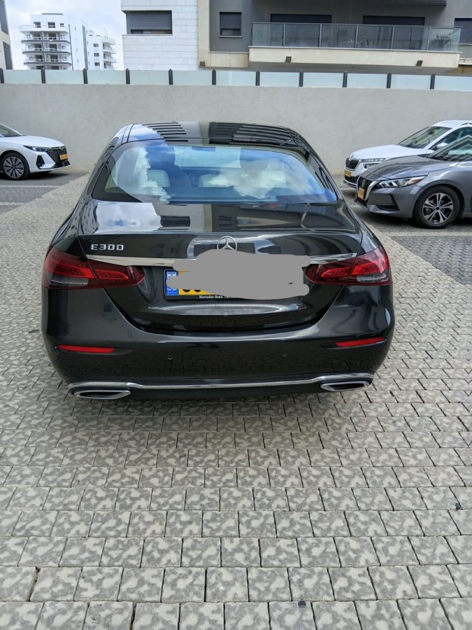 מרצדס E-Class תמונה 3
