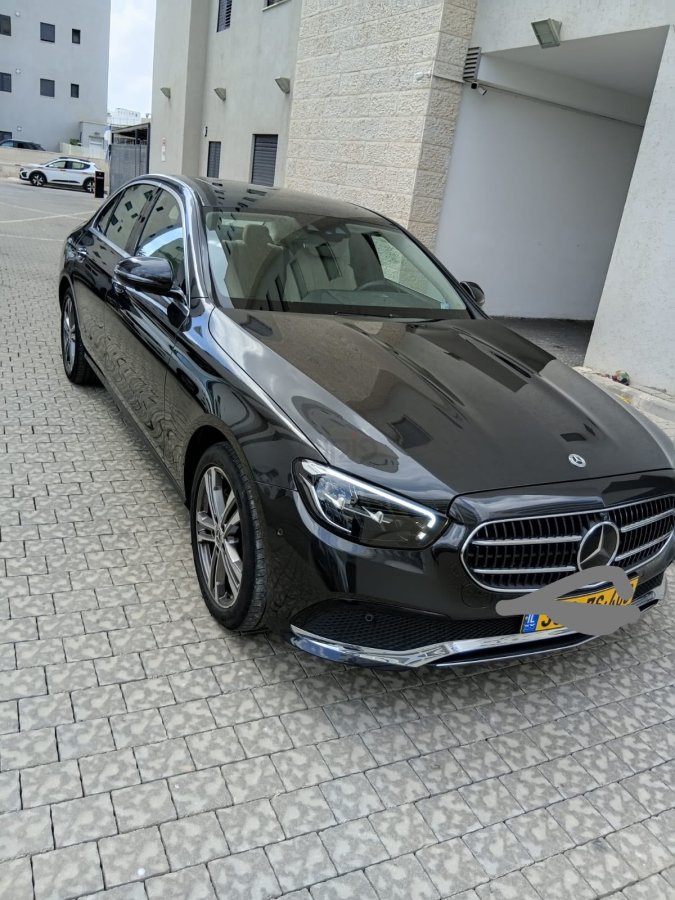 מרצדס E-Class 2023