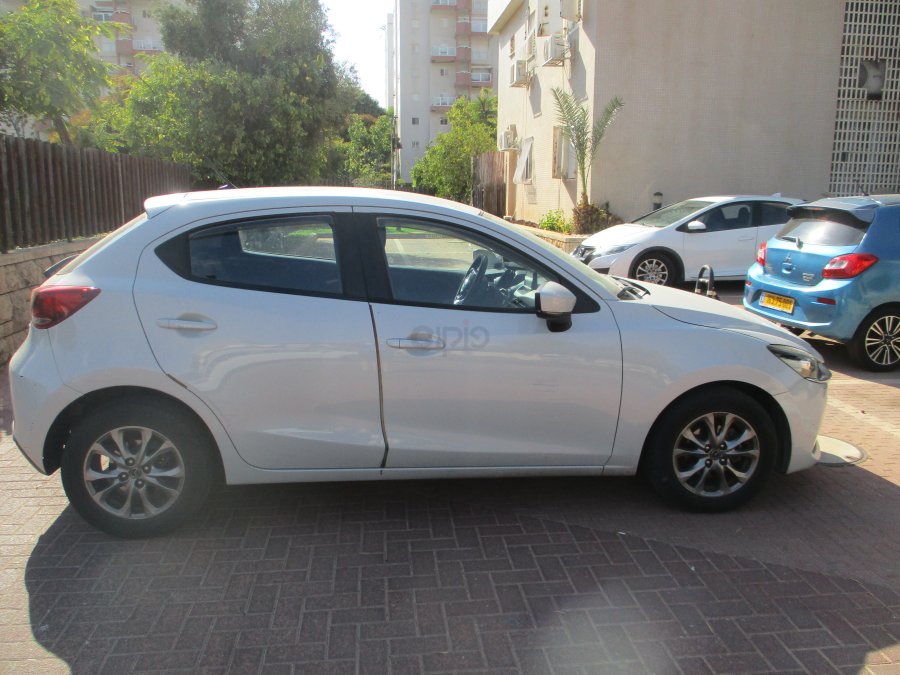 מזדה 2 תמונה 2