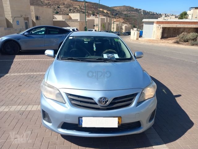 טויוטה קורולה 2011
