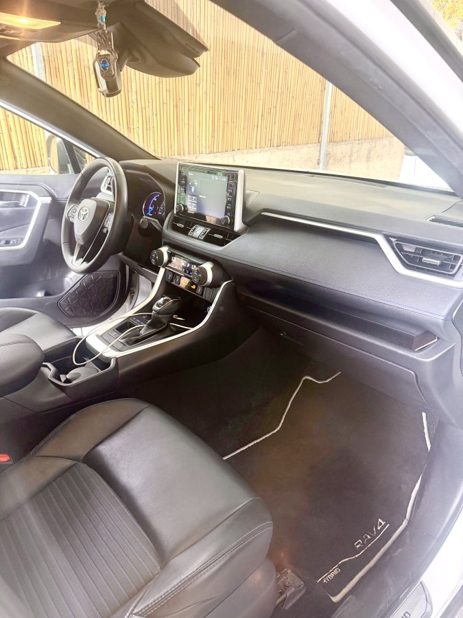טויוטה RAV4 תמונה 2