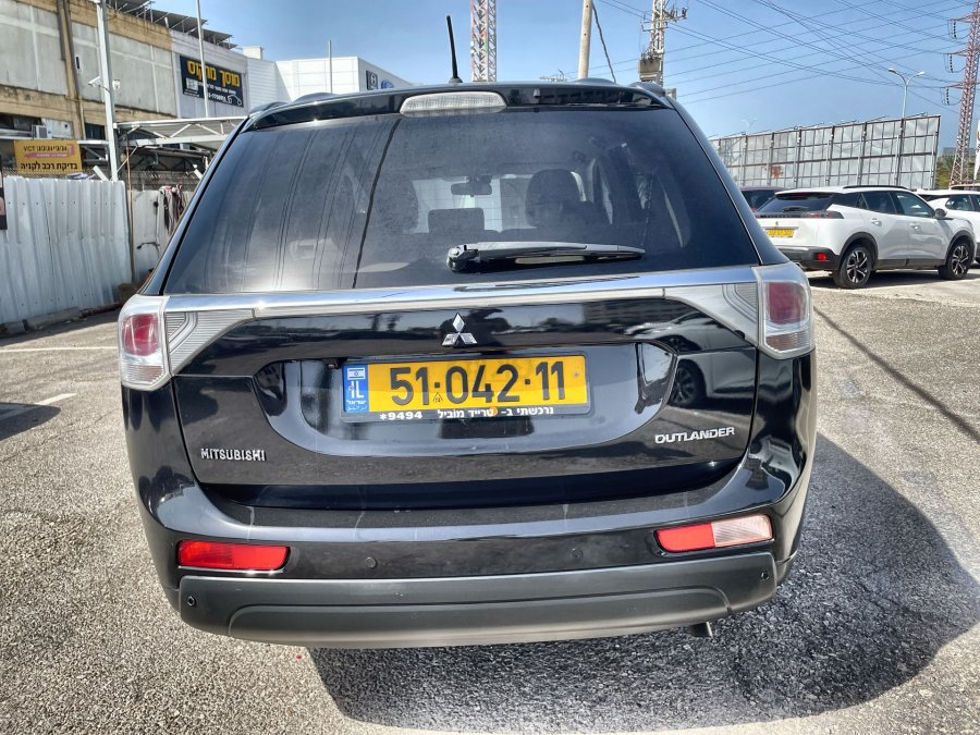 מיצובישי פג'רו תמונה 4