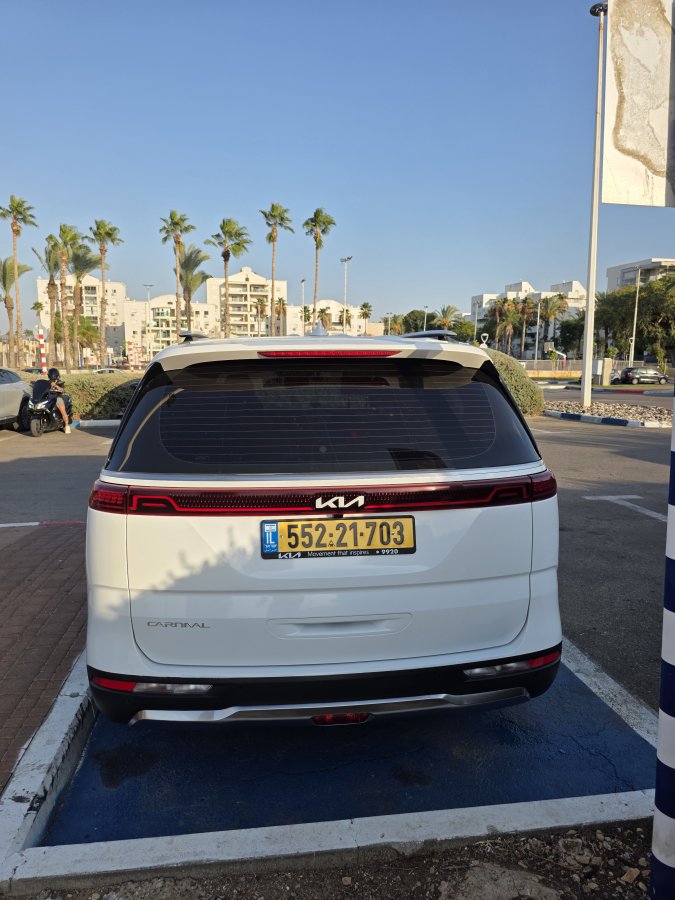 קיה קרניבל תמונה 3