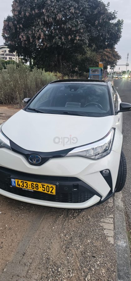 טויוטה C-HR תמונה 2