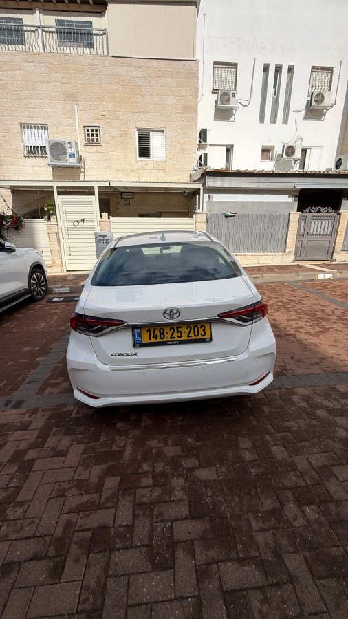 טויוטה קורולה תמונה 2