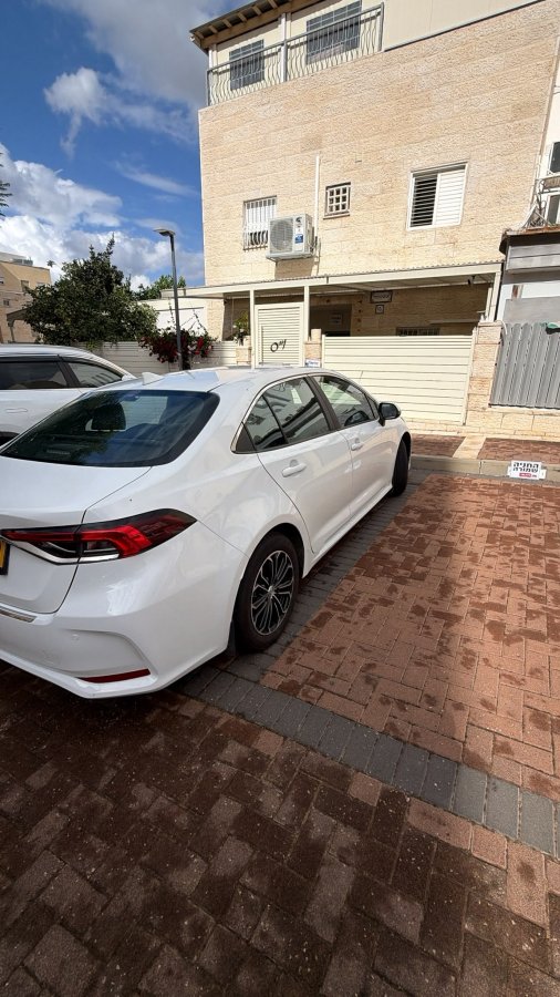 טויוטה קורולה תמונה 5