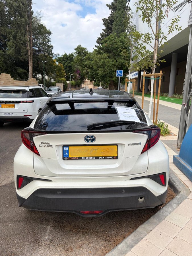 טויוטה C-HR תמונה 3