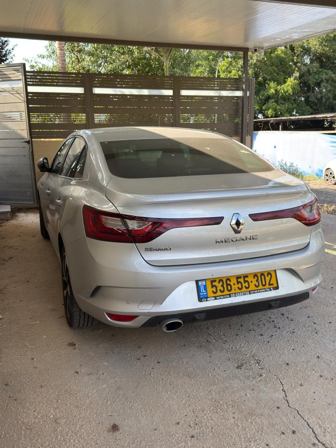 רנו מגאן תמונה 3